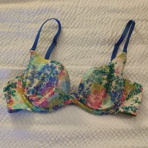 34 B VS Sexy Little Things push up bra